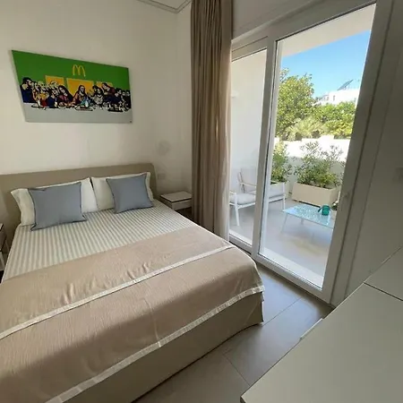 Moma House * Torre San Giovanni