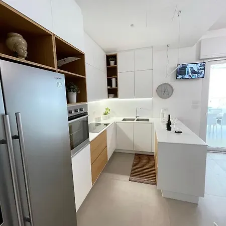 Moma House *