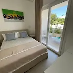 Moma House * توري سان جيوفاني أوغينتو