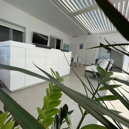 度假居 Moma House 托雷圣乔万尼乌