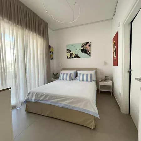 Moma House *